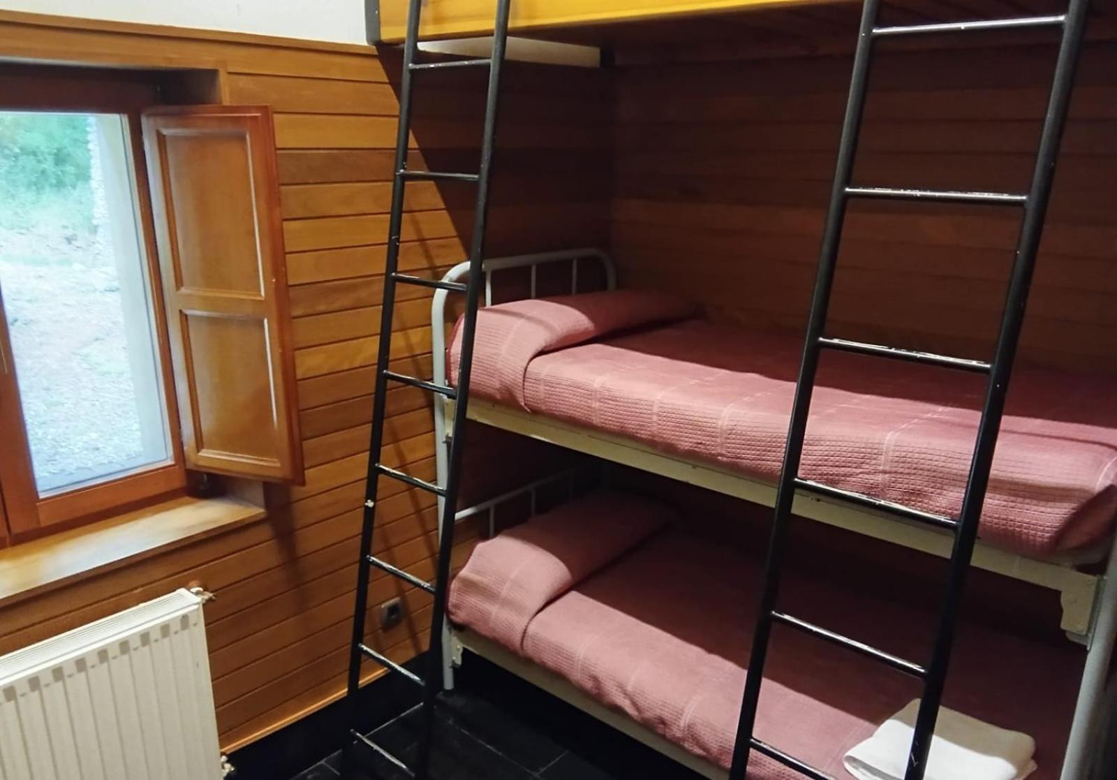 Kyomu Resort Hostel Velilla del Rio Carrion エクステリア 写真